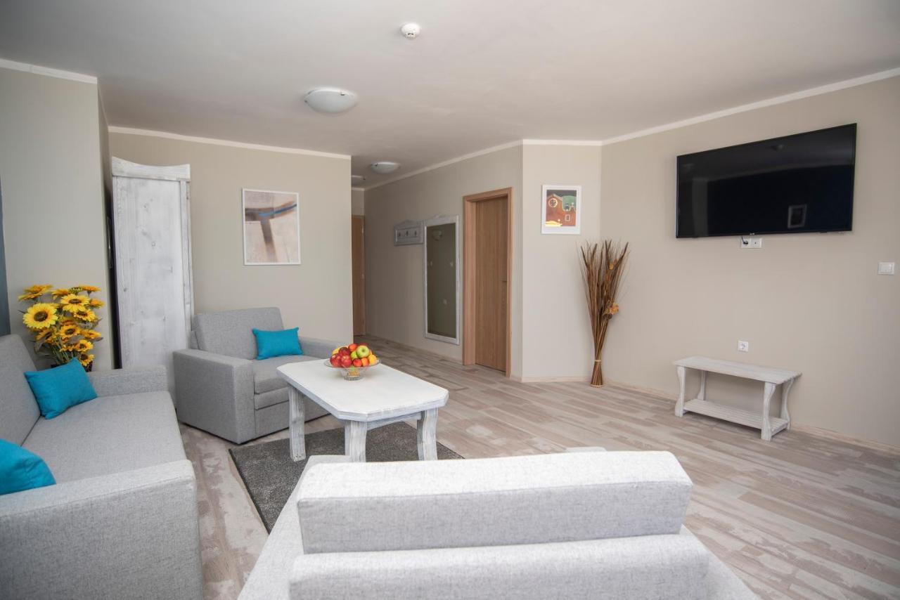 Lägenhet på 70 m² i Lozenets, med 1 sovrum och 1 badrum  Exteriör bild